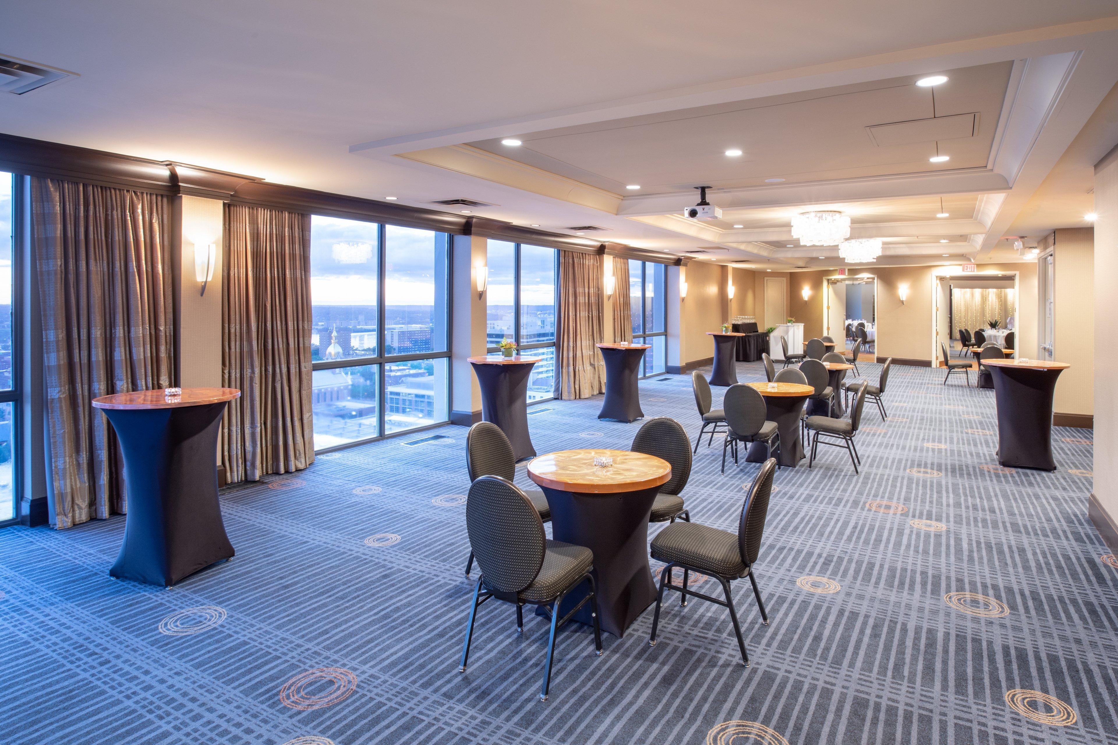 Crowne Plaza Kansas City Downtown By Ihg Exterior photo